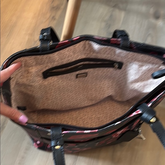GUESS Black and Red Floral Tote - Picture 6 of 8
